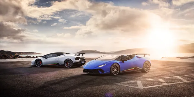 Lamborghini azul y blanco juntos