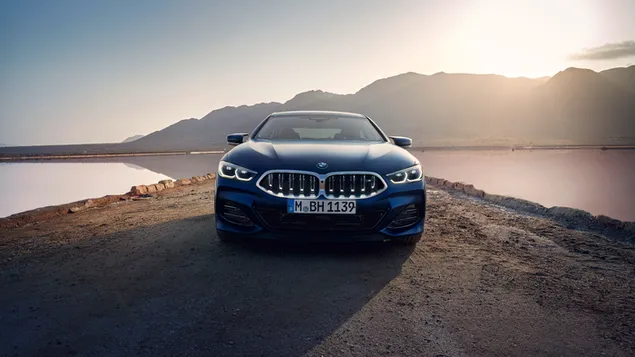 BMW 8-Serie 2023 vooraanzicht