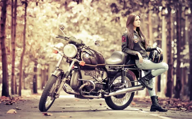 BMW R 100S and Model 2K wallpaper