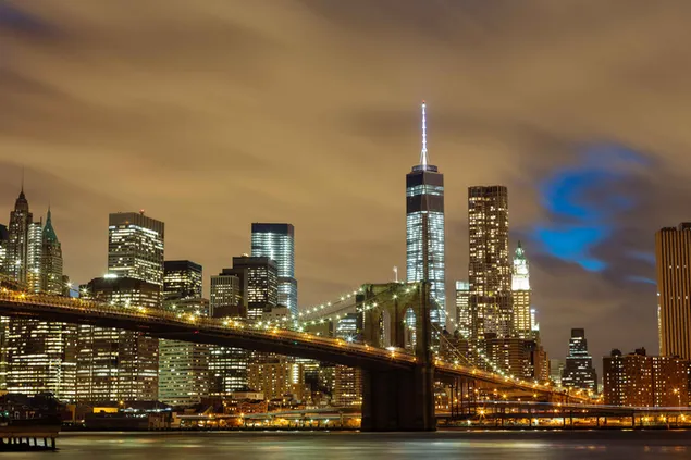 Brücke nachts beleuchtet 4K Hintergrundbild