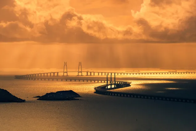 Pemandangan jembatan saat matahari terbenam 2K wallpaper