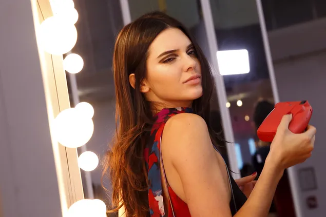 Morena 'Kendall Jenner' | modelo americano 2K fondo de pantalla