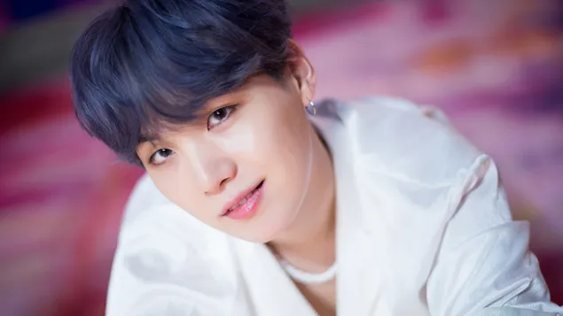 Hình nền BTS (Bangtan Boys) Suga trong MV Shoot của 'Boy With Luv' 4K