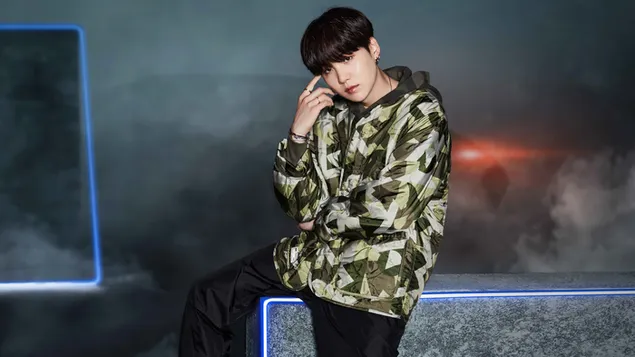 BTS (Bangtan Boys) Suga am 'Fila' Shoot [2020] 4K Tapeten