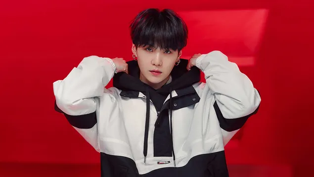 BTS [Bangtan Boys] Suga dalam Shoot 'Fila' (2020) 4K kertas dinding