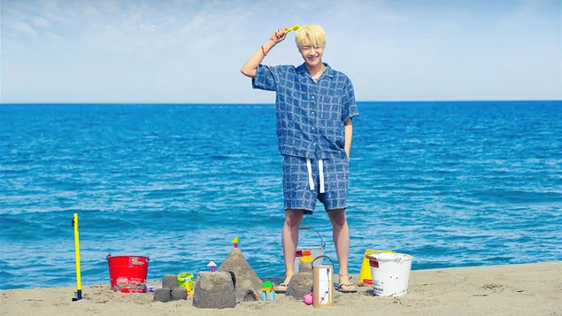 BTS J-Hope у фотосесії Summer Beach для MV ''Butter'' (2021) завантажити