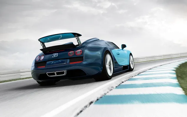 Mobil sport Bugatti Veyron melaju begitu cepat