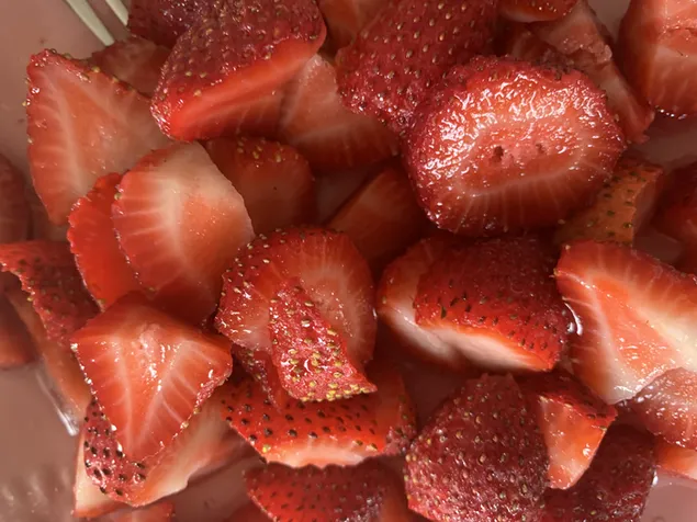 Bündel rote Erdbeeren