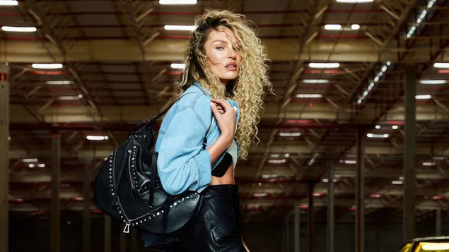 קנדיס סוונפול - Shoot Fall Inverno Shoot 4K טפט