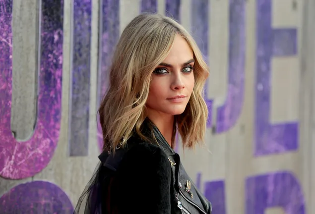 קארה דלווינגן - שחקנית בלונדינית אנגלית 4K טפט