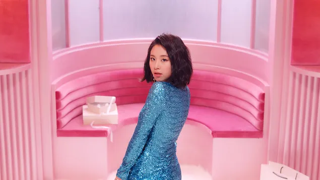 'Fake & True' MV Shoot from TWICE (K-Pop Band) の Chaeyoung