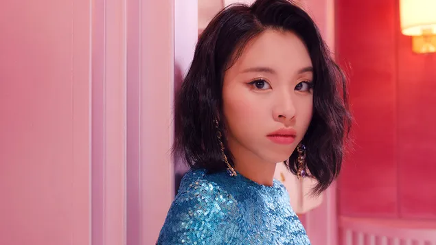 Chaeyoung a „Fake & True” MV Shoot-ban a Twice [K-Pop Band]-tól 4K háttérkép