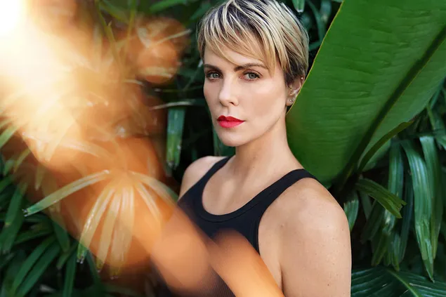 charlize theron - sesja zdjeciowa dla magazynu entertainment weekly pobierz