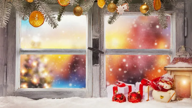 クリスマスをテーマにしたギフトと窓辺の降雪 4K 壁紙
