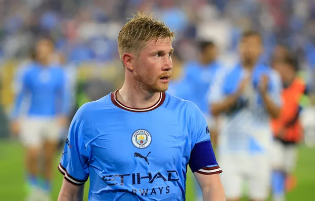 Primer plano del jugador de fútbol del Manchester City Kevin De Bruyne 2K fondo de pantalla
