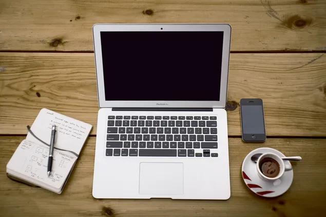 telepon laptop kopi di atas meja unduhan