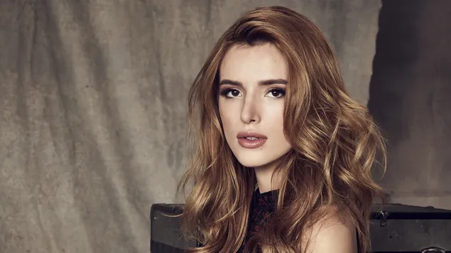 linda celebridad 'bella thorne' | actriz estadounidense descargar