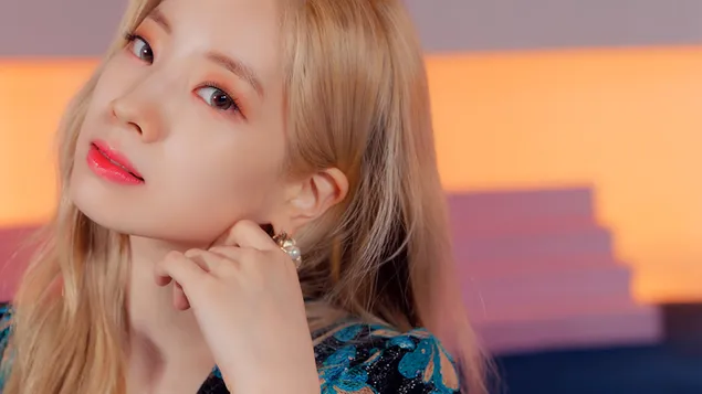 Dahyun בצילום MV 'Fake & True' מ-Twice [להקת K-Pop] 4K טפט