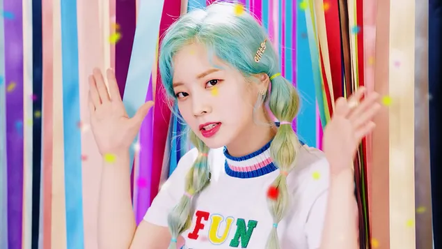 Dahyun im MV-Shooting „Happy Happy“ von Twice (K-Pop-Band) 4K Hintergrundbild