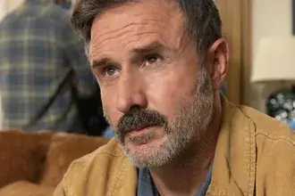 David Arquette Nahaufnahme - Schrei 2K Hintergrundbild