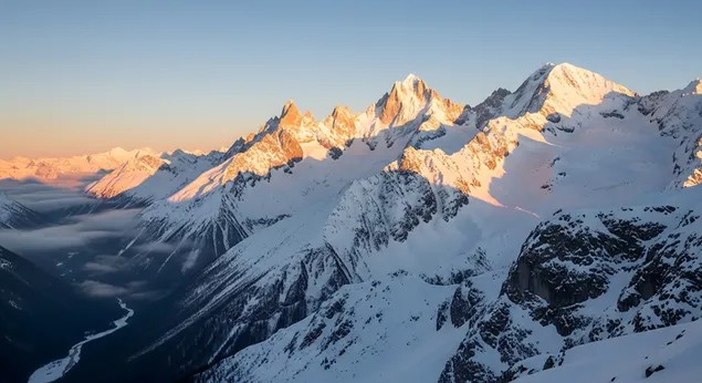 Taustpilt Koidiku embus Alpine Heightsil 8K