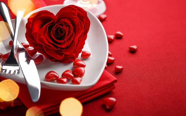 Día de San Valentín - corazón rosa y dulces.