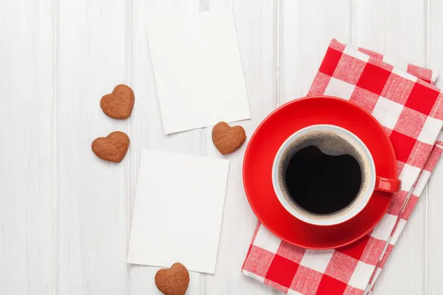 Día de San Valentín - taza de café y galletas de corazón