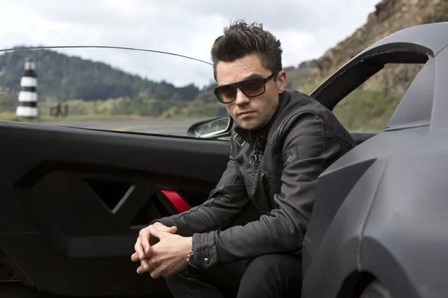 Dominic Cooper in Need For Speed aflaai