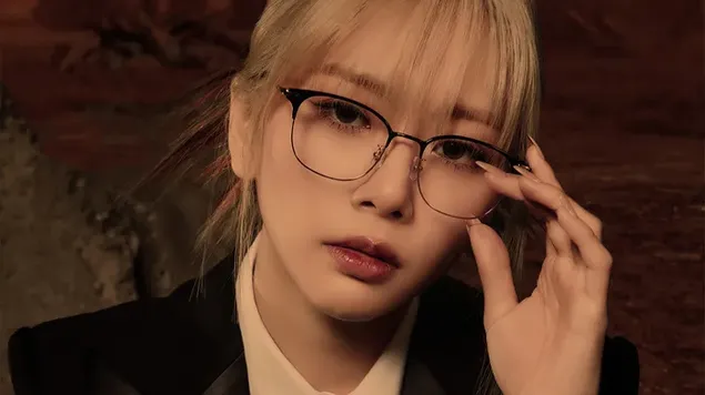 Dreamcatcher's JiU - Fotografiranje albuma 'Apocalypse: Save Us' 4K ozadje