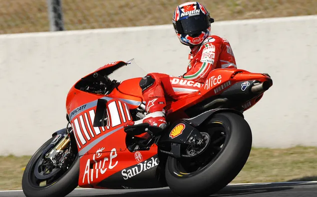 Ducati Motor Balap Merah