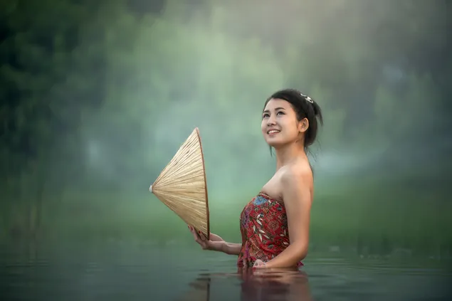  eastern girl in the lake