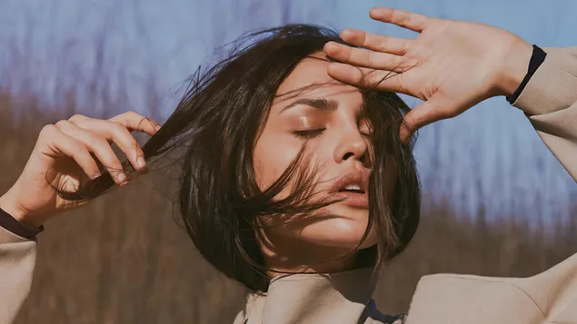 “Eiza Gonzalez”在 The Amazing Magazine N Spring Summer Photoshoot 中 4K 壁纸