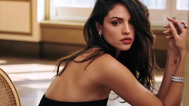 eiza gonzalez | mexicka herecka a spevacka stiahnut