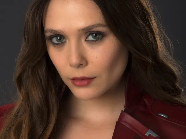 'Elizabeth Olsen' como Bruja Escarlata en Avengers (Película) descargar