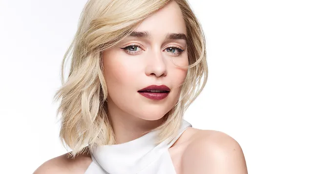 Емилија Кларк | Русокоса американска актерка 4K тапет