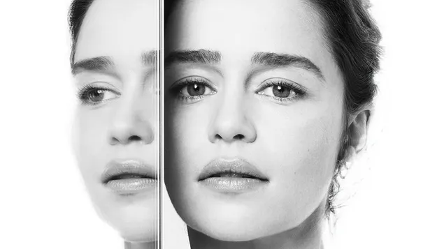 'Emilia Clarke' en la sesión de fotos de septiembre de SameYou (2021)