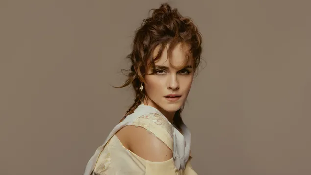 emma watson - iso-britannian vogue shoot lataa