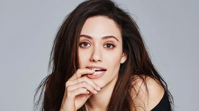 エミー・ロッサム| アメリカの女優 4K 壁紙