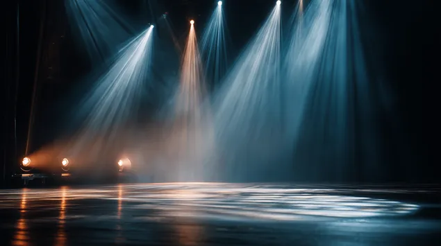 prazna pozadina pozornice s dramaticnim zracima svjetlosne magle preuzmi