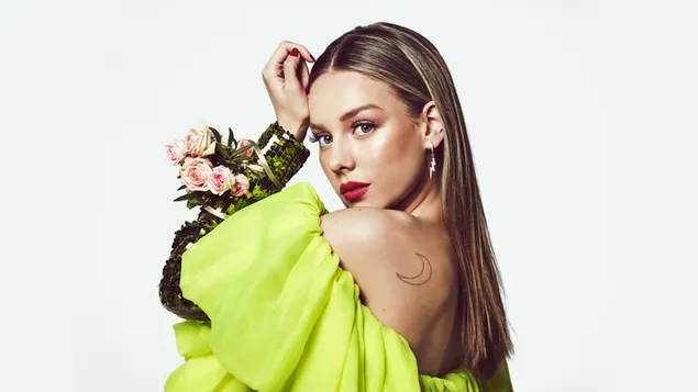 استر اکسپوزیتو | بازیگر زن اسپانیایی کاغذدیواری  8K