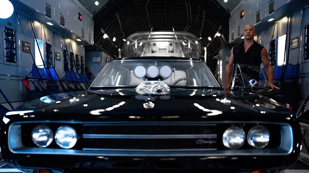 Fast X、ヴィンテージのクラシックカーの隣にある Vin Diesel ダウンロード