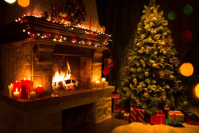 Perapian dan pohon Natal