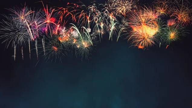 ohnostrojova show na silvestra stahnout