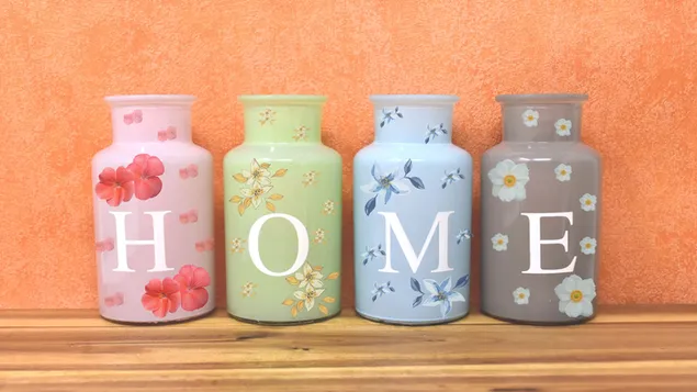 Botol Vas Bunga dengan Kata-kata Rumah unduhan