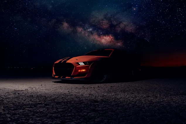 Ford Mustang Shelby gt500 auto's op de nachtweg in het noorderlicht 4K achtergrond