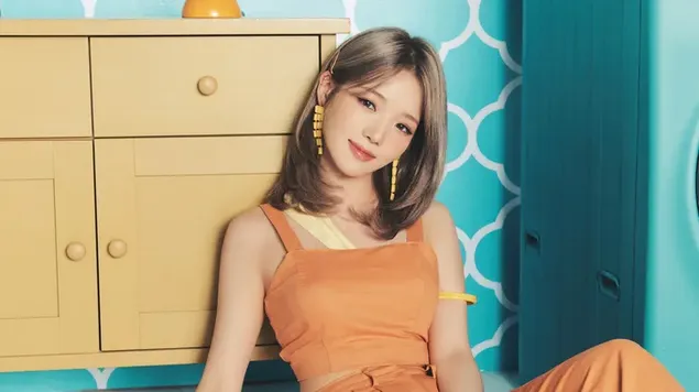 fromis 9's jisun - 'talk & talk' mv photoshoot hvrd