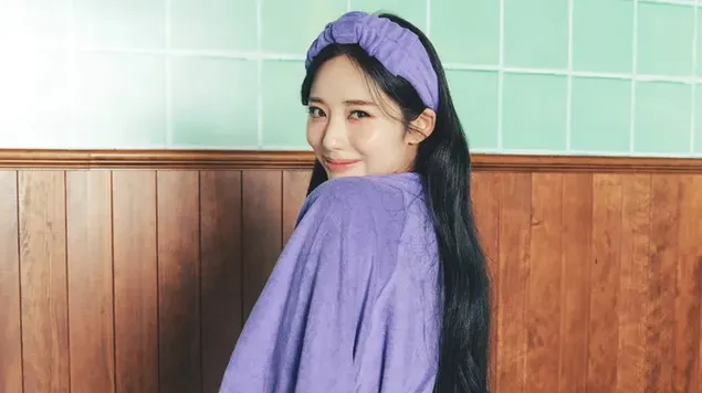 fromis 9's jiwon - 'talk & talk' mv photoshoot hvrd