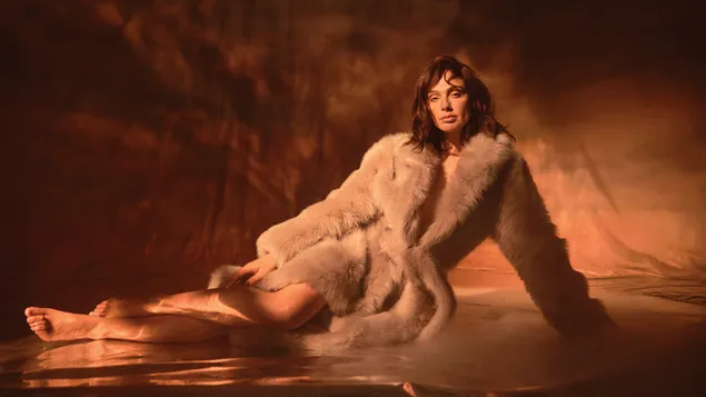 Flaunt 매거진 촬영에 참여한 'Gal Gadot' 8K 배경화면