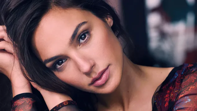 Gal Gadot - Shooting Vogue Russie 4K fond d'écran