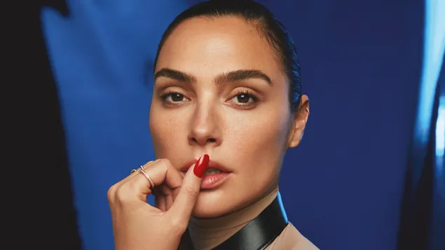 gal gadot - vogue shoot lataa